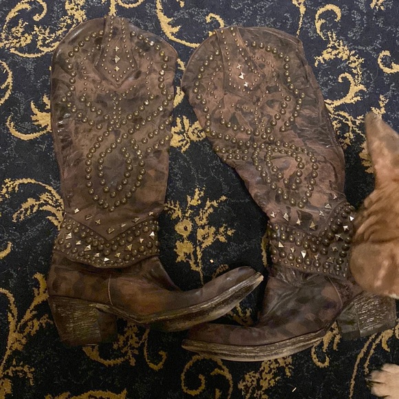 Old Gringo Shoes - Gently used old gringo western boots